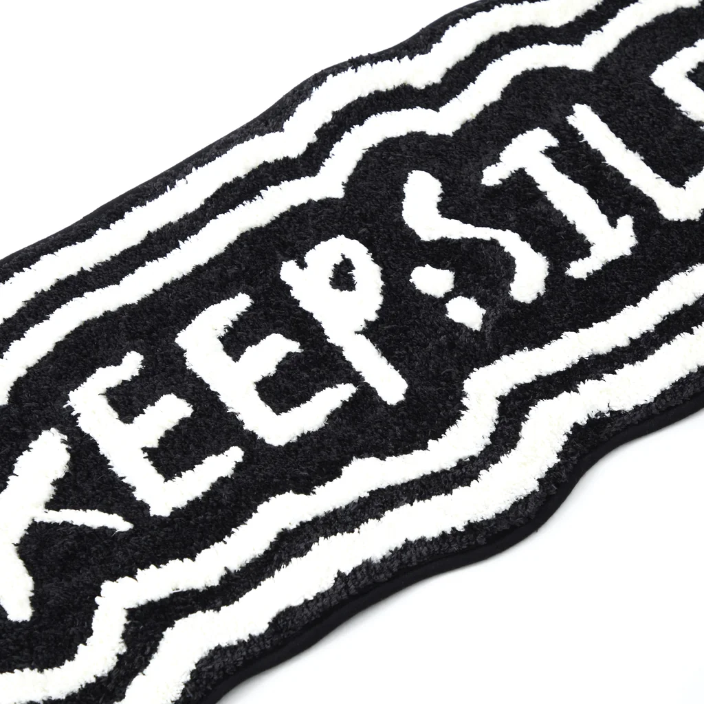 LOGO RUG